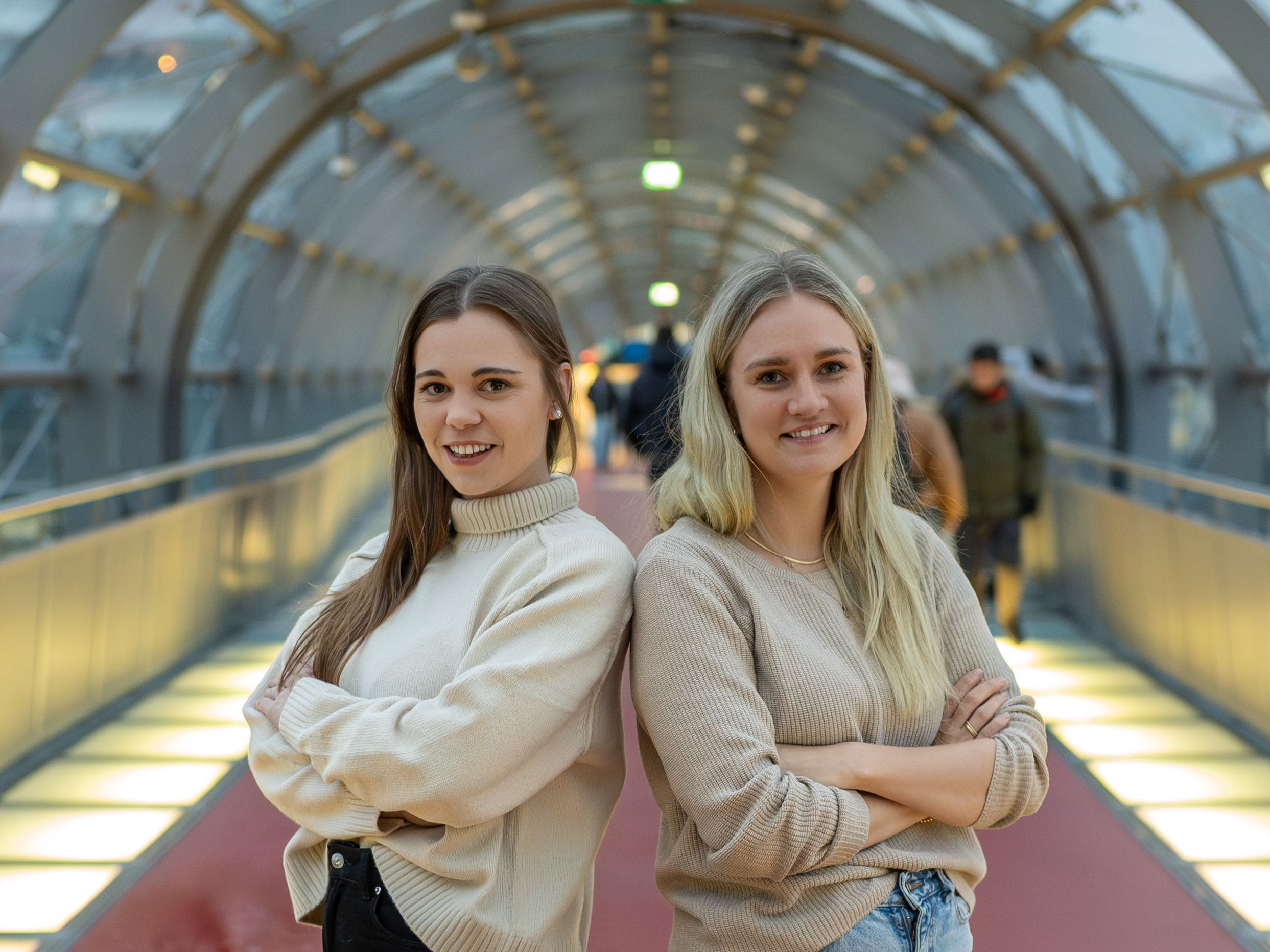 Tiara Behrmann - Jule Wohlers